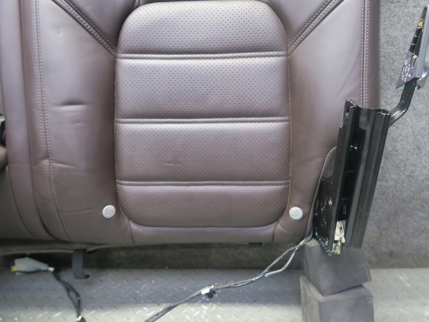 11-18 Porsche Cayenne 958 Turbo Rear Left Seat Upper Heated Leather Cushion