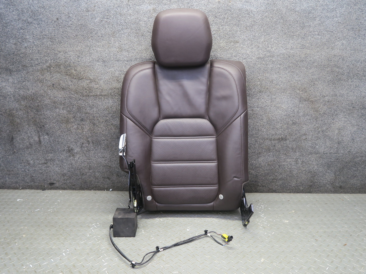 11-18 Porsche Cayenne 958 Turbo Rear Right Seat Upper Heated Leather Cushion