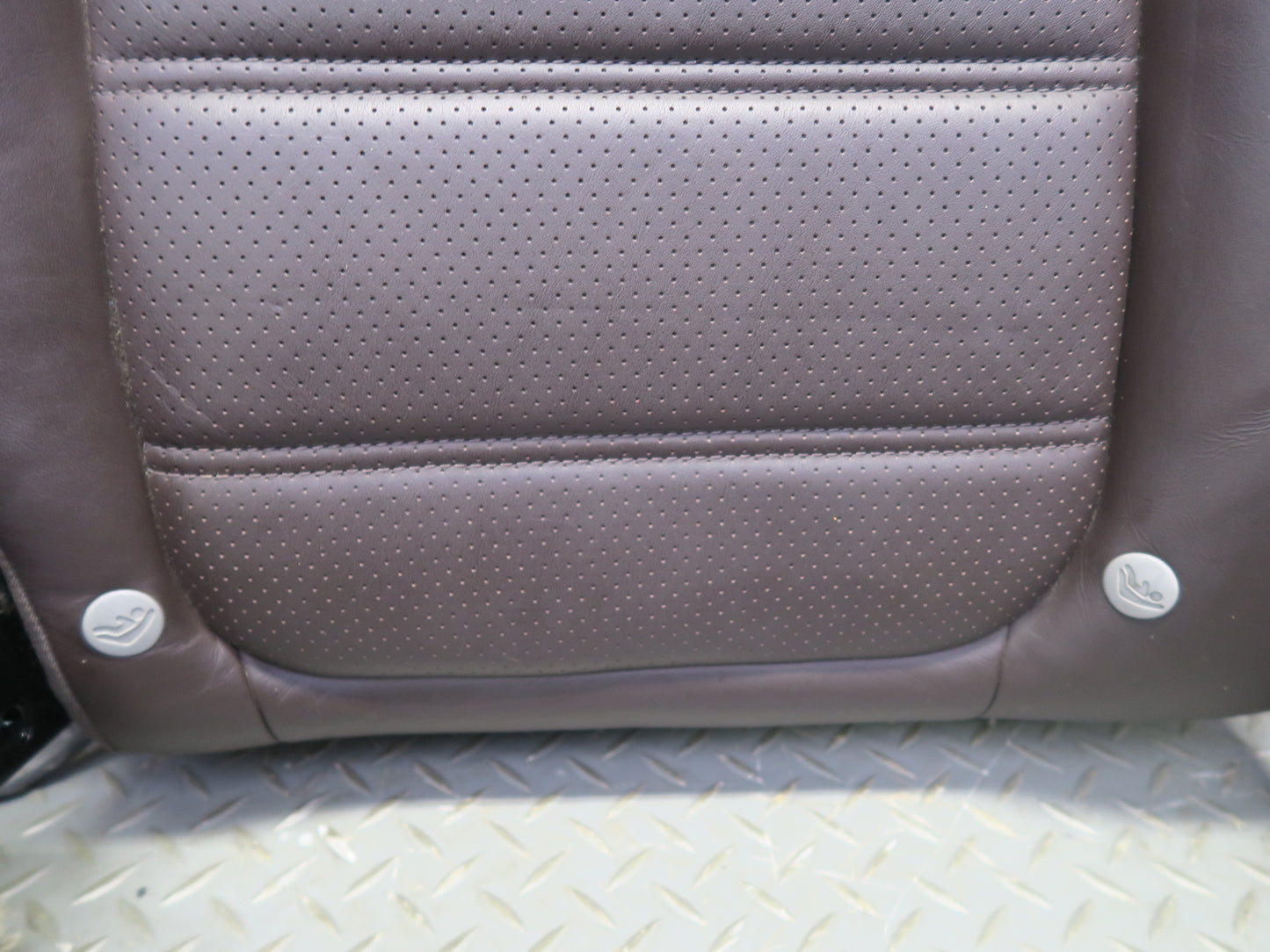 11-18 Porsche Cayenne 958 Turbo Rear Right Seat Upper Heated Leather Cushion