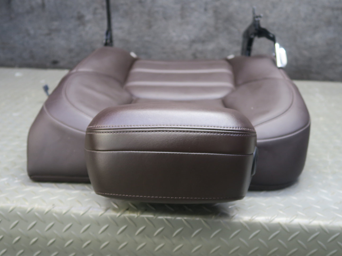 11-18 Porsche Cayenne 958 Turbo Rear Right Seat Upper Heated Leather Cushion