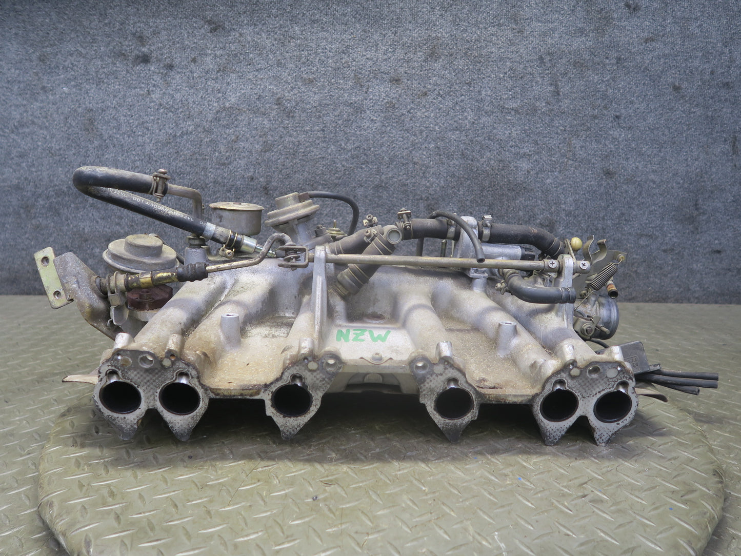 82-83 Datsun S130 280ZX Turbo Engine Intake Manifold Assemly OEM