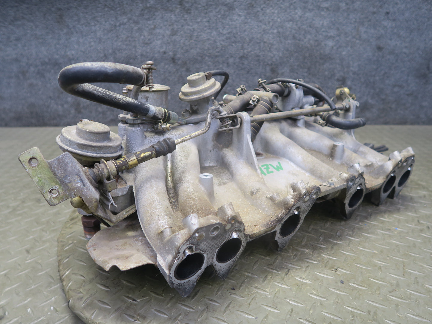 82-83 Datsun S130 280ZX Turbo Engine Intake Manifold Assemly OEM