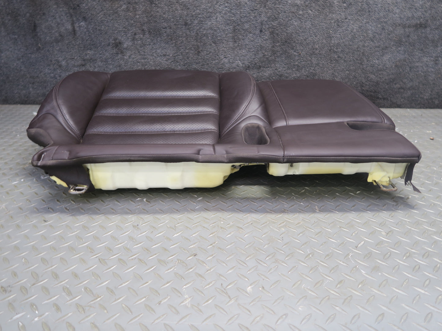 11-18 Porsche Cayenne 958 Turbo Rear Left Seat Lower Heated Leather Cushion