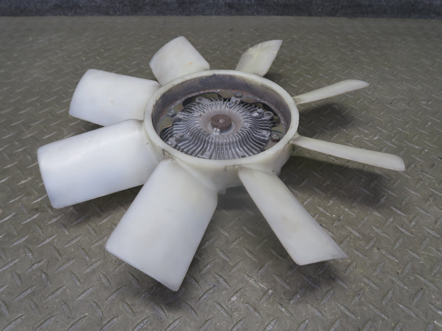 82-83 Datsun Nissan 280ZX S130 L28ET Turbo Engine Cooling Fan w Clutch 80K OEM