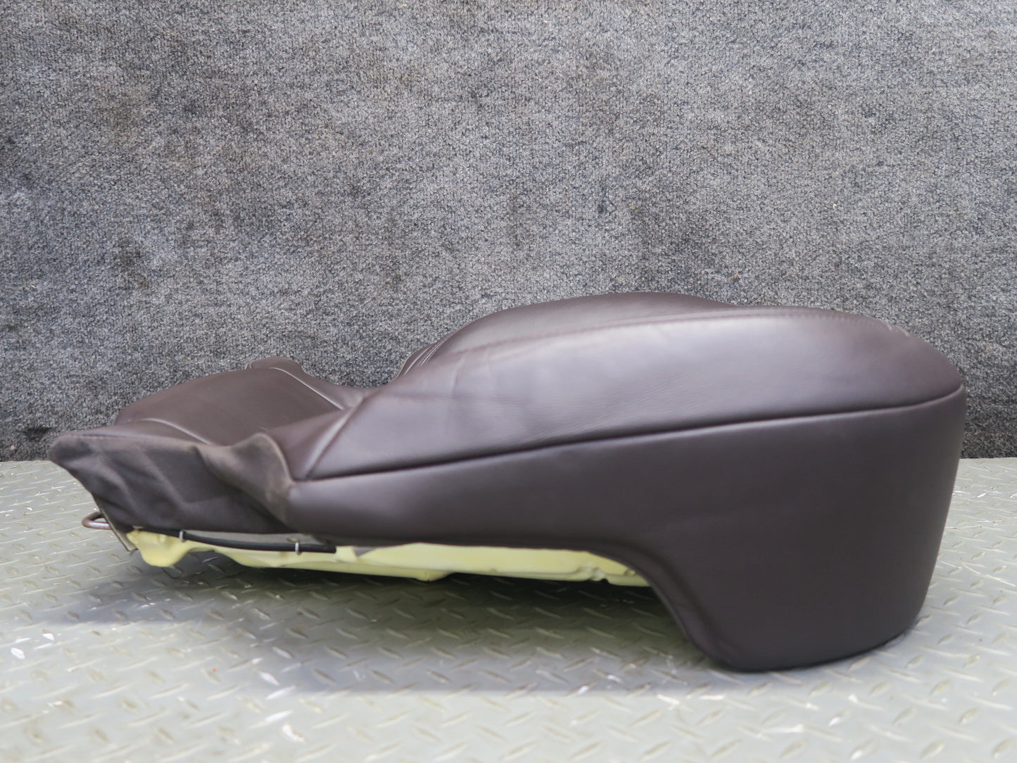 11-18 Porsche Cayenne 958 Turbo Rear Right Seat Lower Heated Leather Cushion
