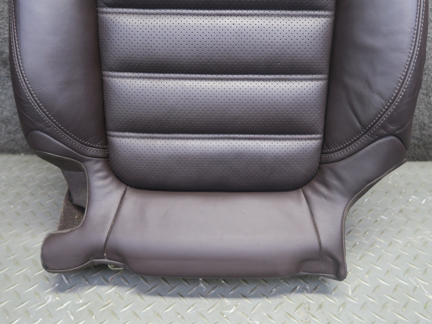 11-18 Porsche Cayenne 958 Turbo Rear Right Seat Lower Heated Leather Cushion