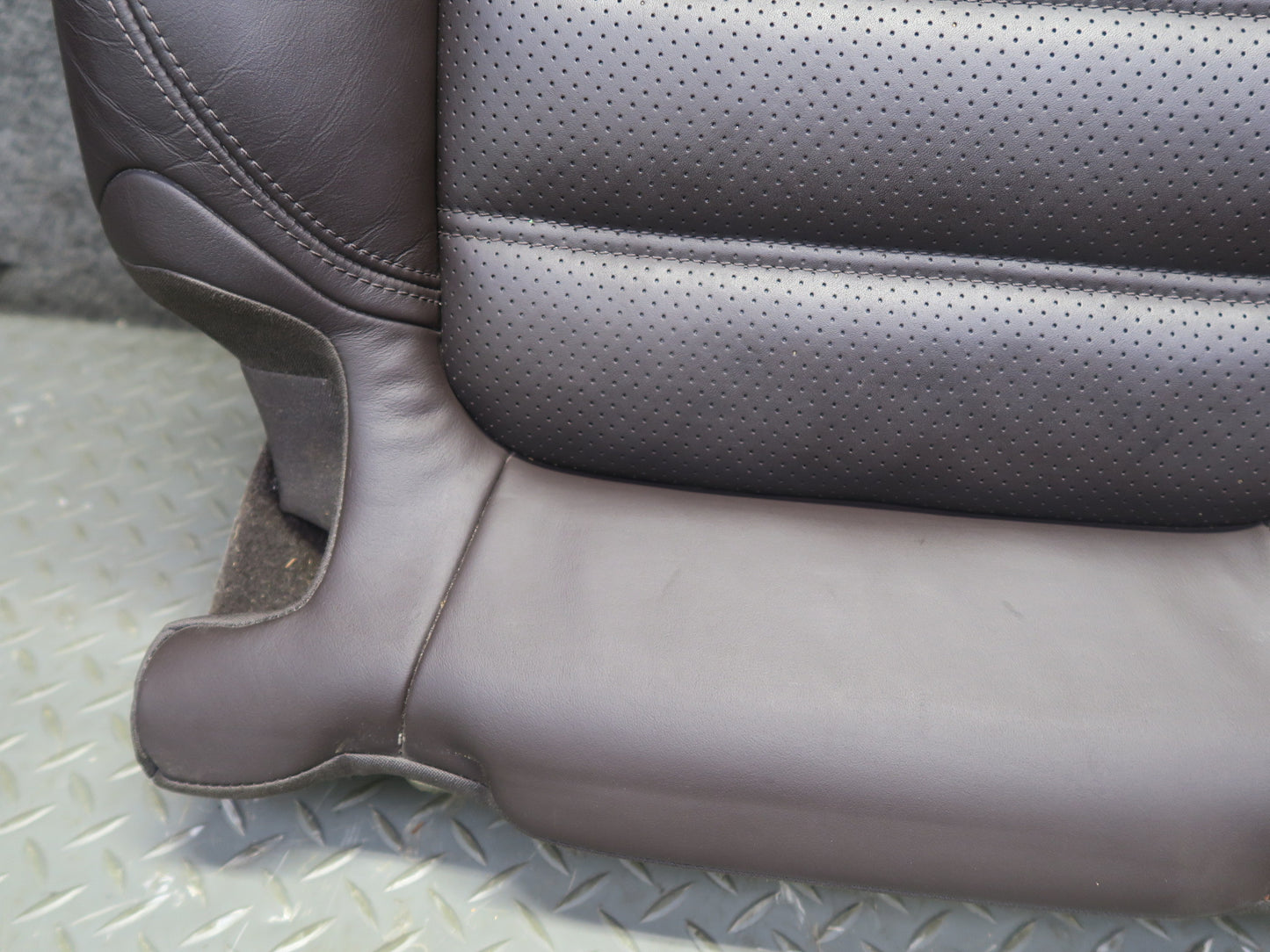 11-18 Porsche Cayenne 958 Turbo Rear Right Seat Lower Heated Leather Cushion