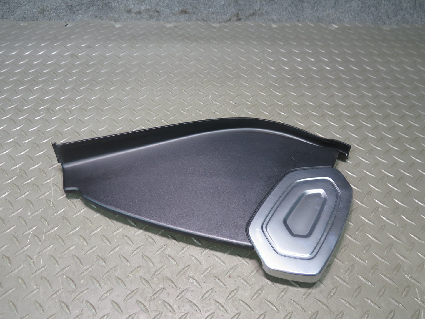 14-22 Range Rover Sport L494 Dash Front Left END Cap Trim Cover DPLA-04481-ABW
