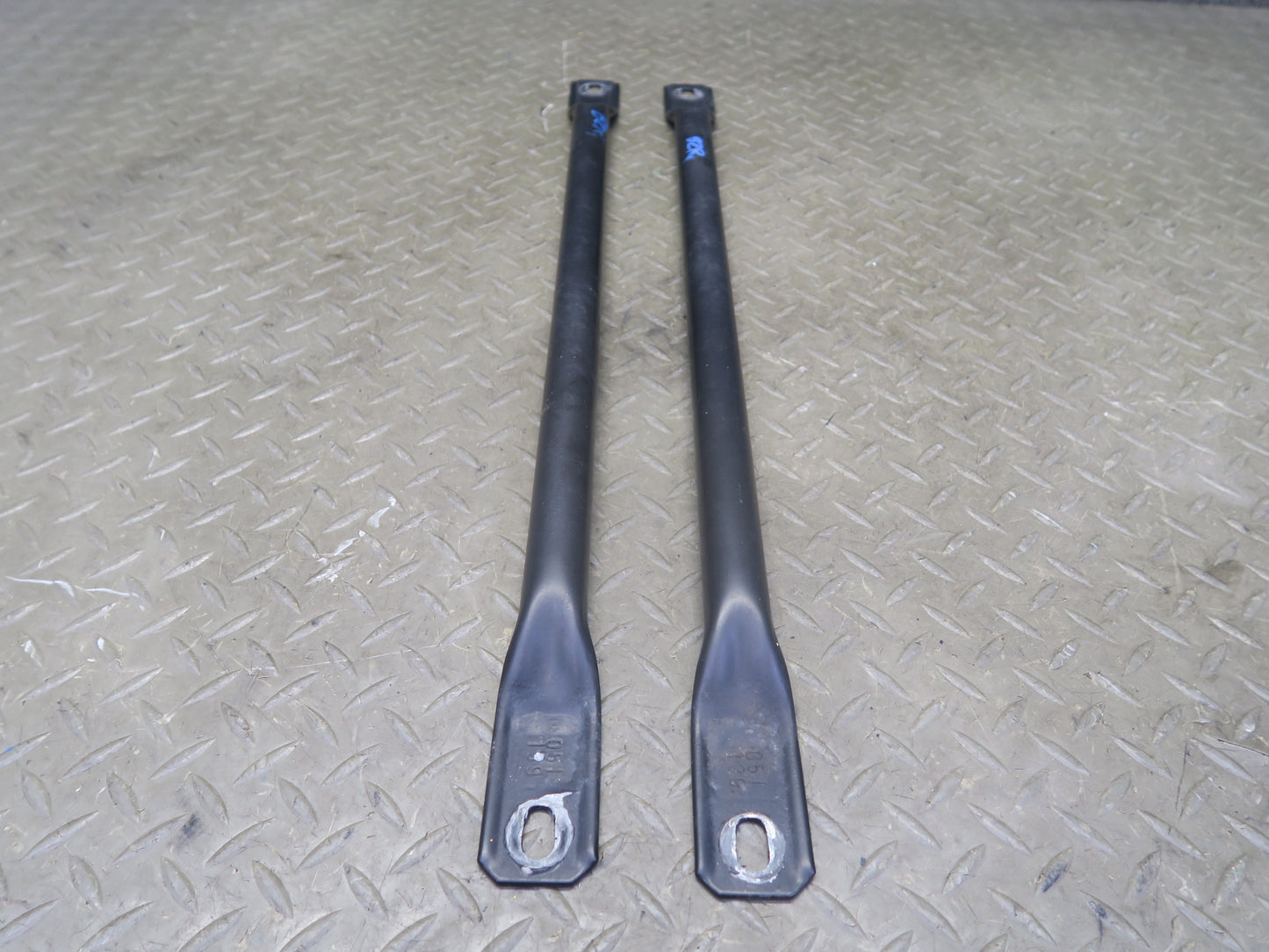 03-08 BMW E86 E85 Z4 Front Radiator Support Reinforcement Rod Brace OEM