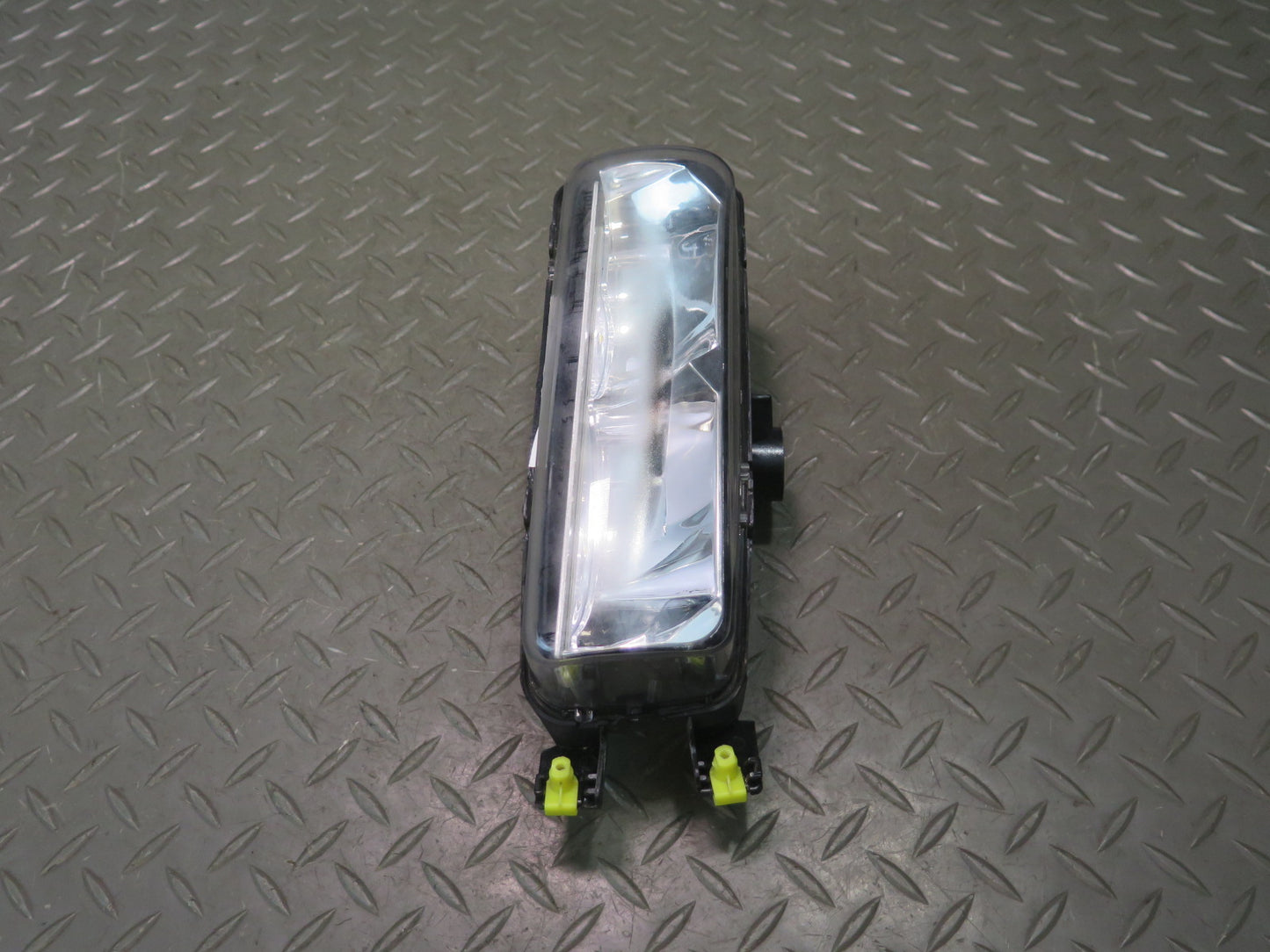 2014-2017 Range Rover Sport L494 Front Right Fog Light Lamp