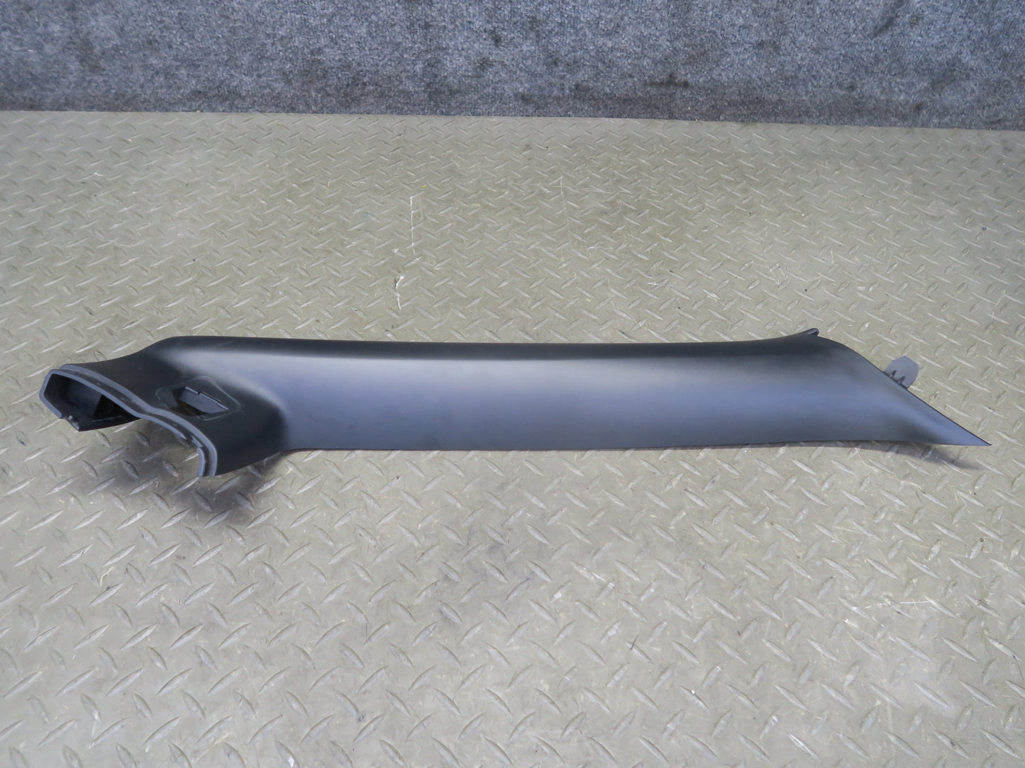 03-08 BMW E85 Z4 Roadster Set of 2 Front Left & Right A Pillar Trim Cover OEM
