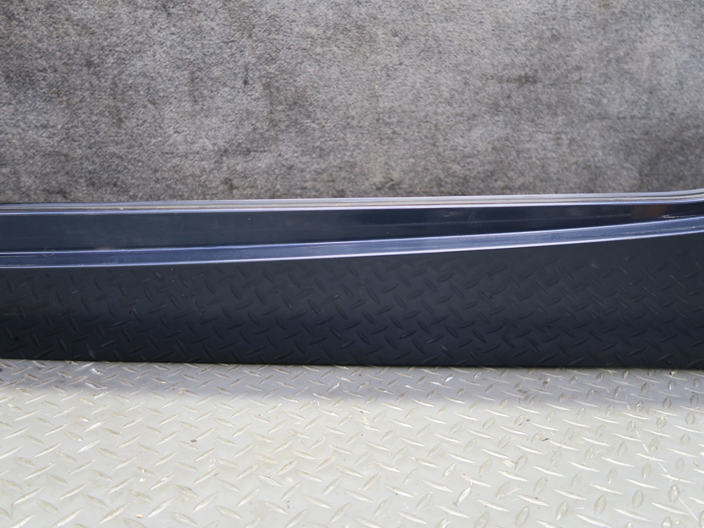 03-08 BMW E85 Z4 Set of 2 Left & Right Side Skirt Rocker Panel Molding OEM