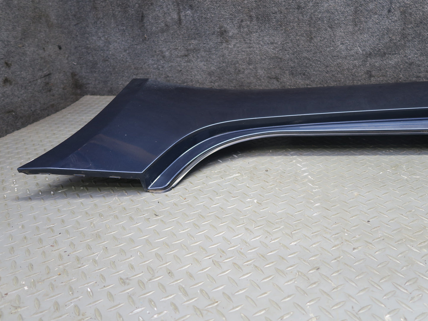 03-08 BMW E85 Z4 Set of 2 Left & Right Side Skirt Rocker Panel Molding OEM