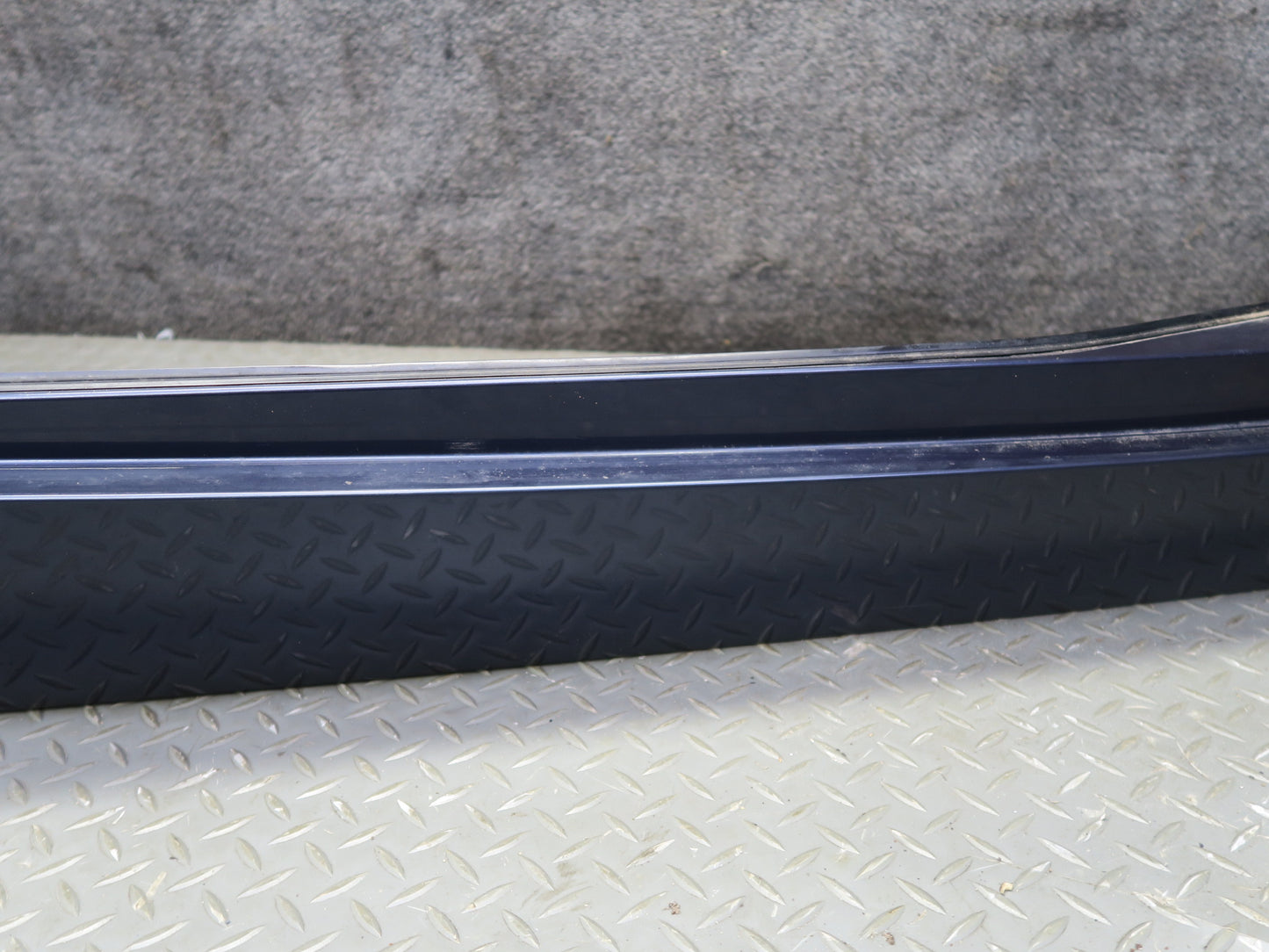 03-08 BMW E85 Z4 Set of 2 Left & Right Side Skirt Rocker Panel Molding OEM