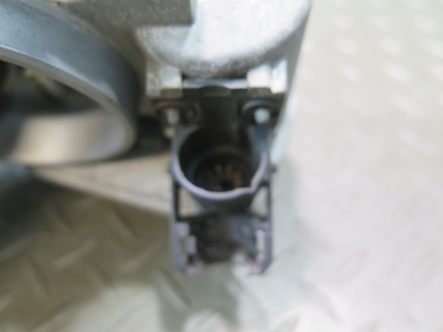 96-99 Mercedes W140 C140 CL600 M120 Engine Throttle Body 1201410025 OEM