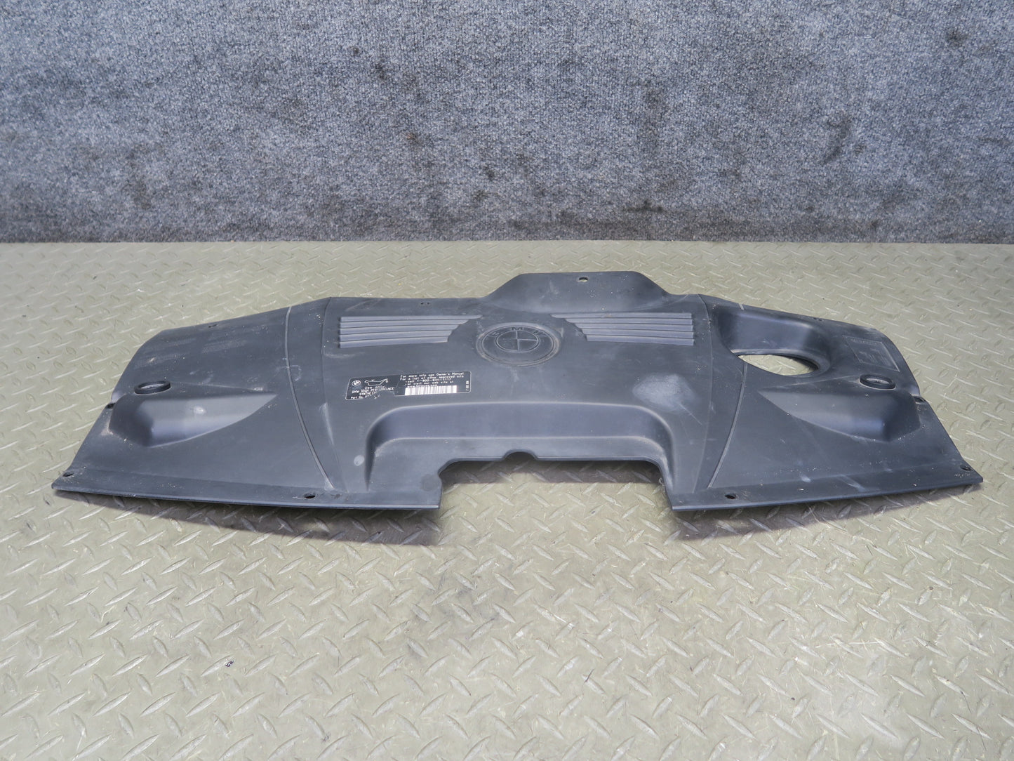 03-08 BMW E85 Z4 Engine Front Upper Radiator Trim Cover Panel 7162123 OEM