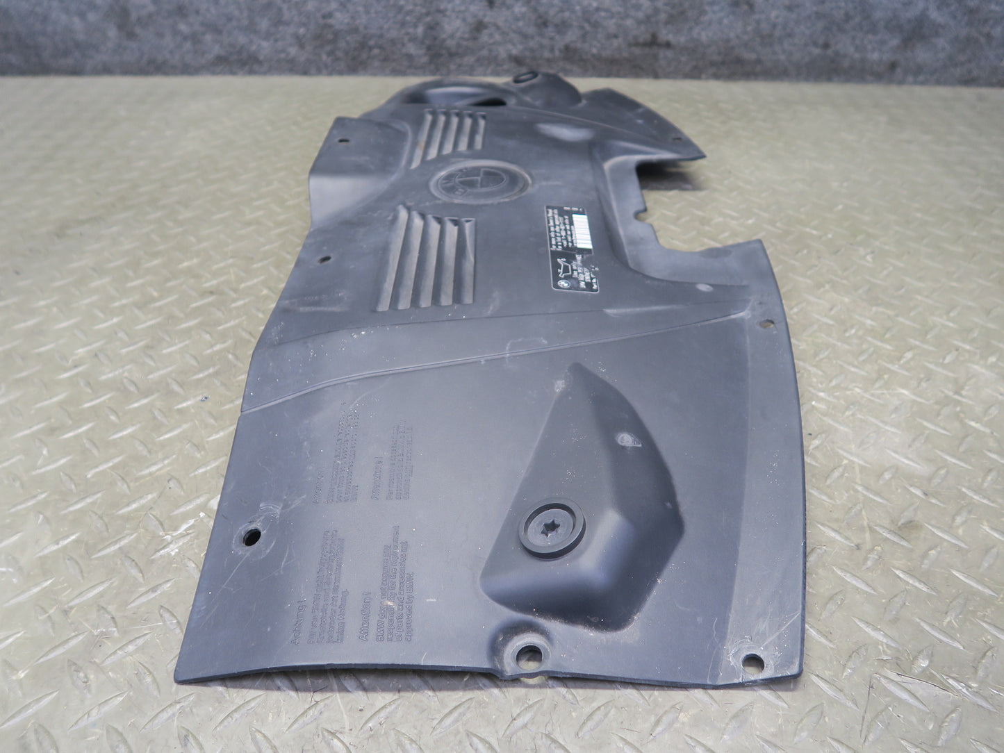 03-08 BMW E85 Z4 Engine Front Upper Radiator Trim Cover Panel 7162123 OEM