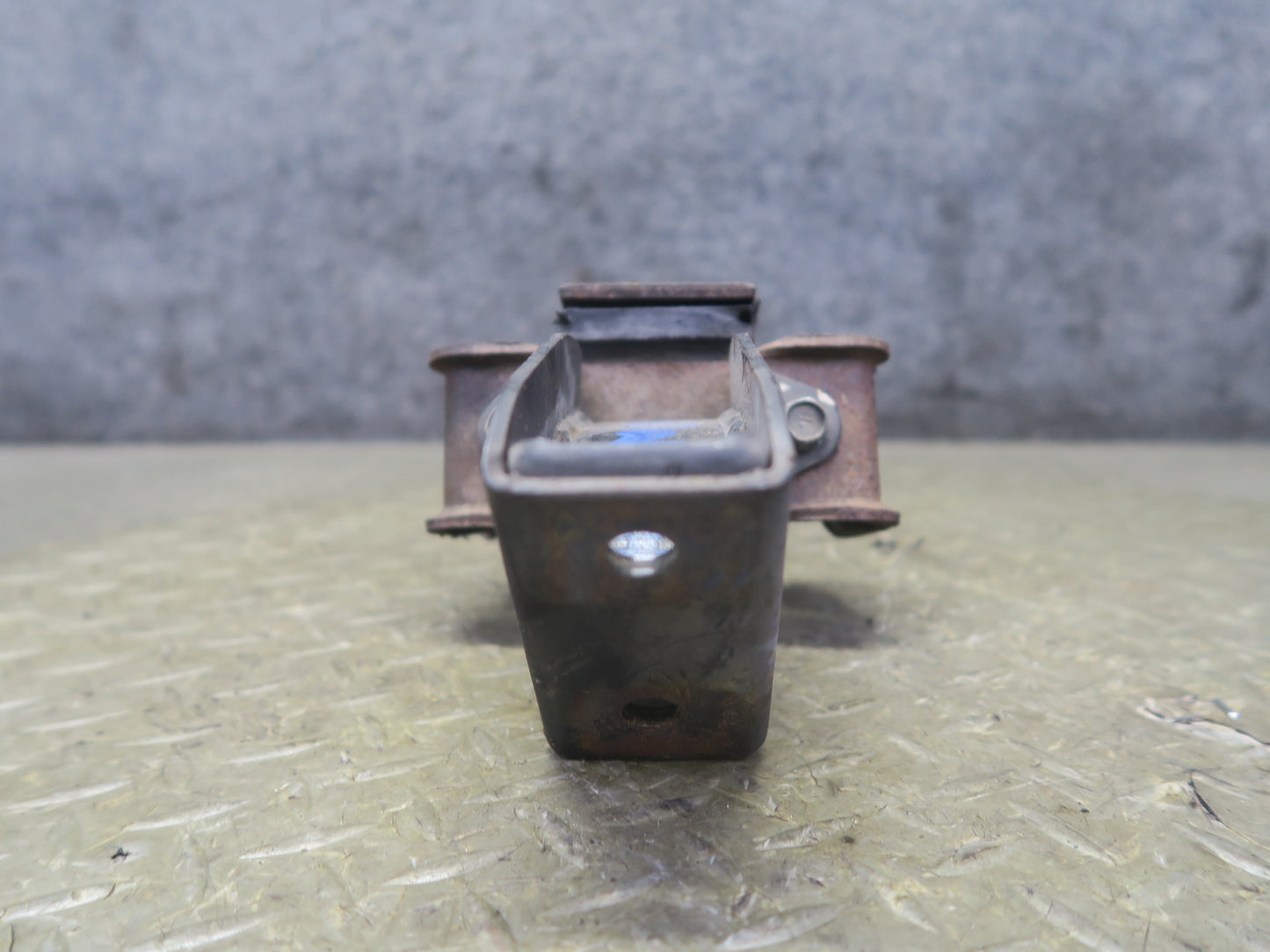 79-83 Datsun 280ZX A/T Set of 2 Left & Right Engine Motor Mount 80K Miles OEM