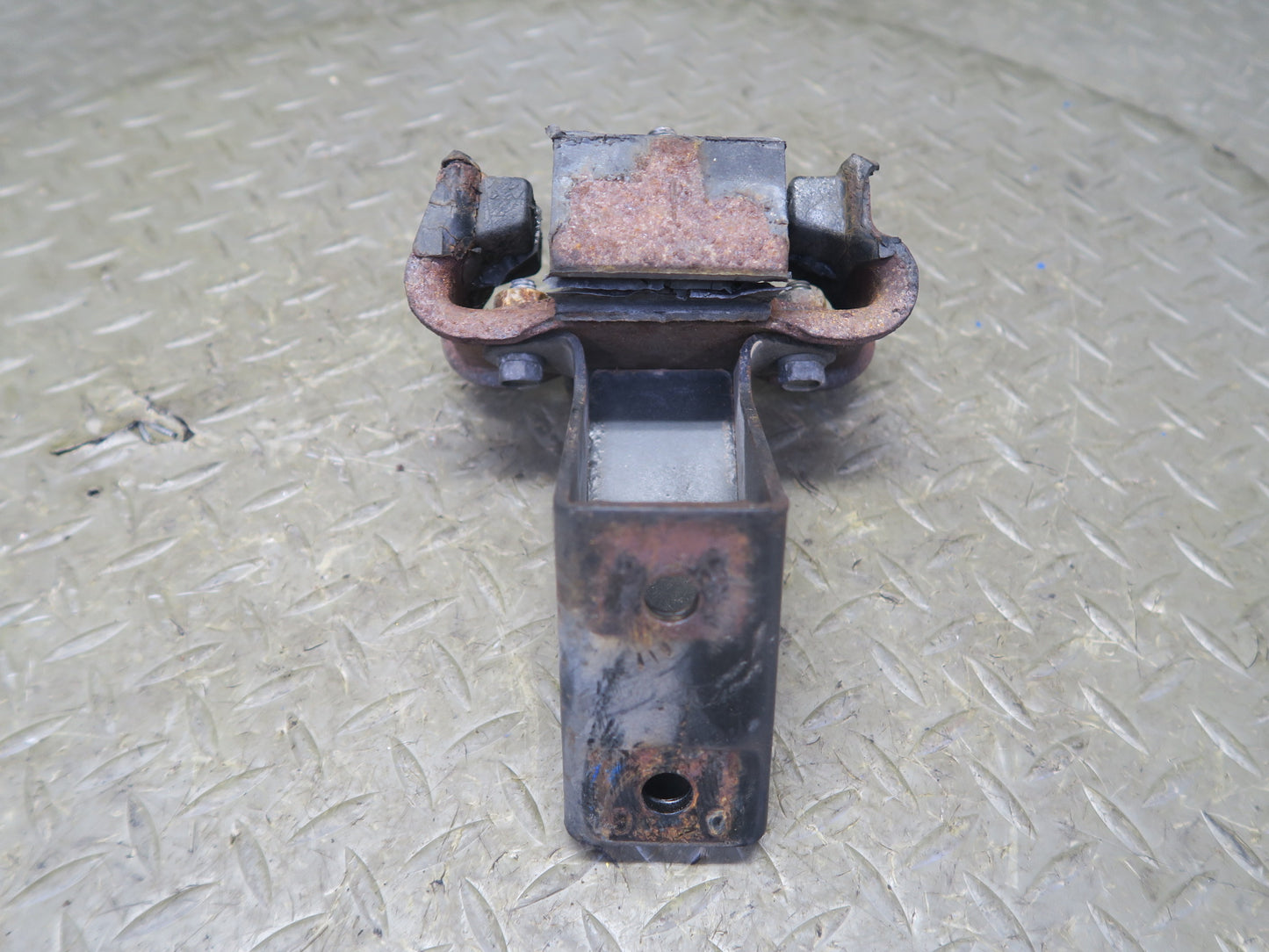 79-83 Datsun 280ZX A/T Set of 2 Left & Right Engine Motor Mount 80K Miles OEM