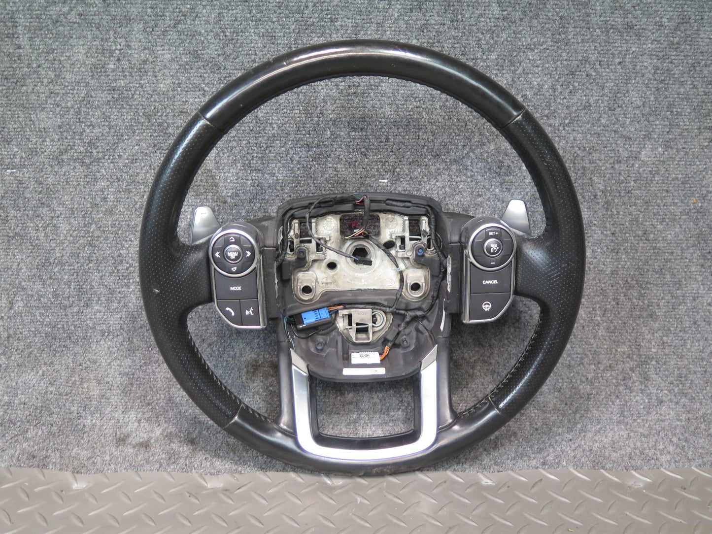 2014-2022 Range Rover Sport L494 Heated Leather Steering w Controls & Paddles