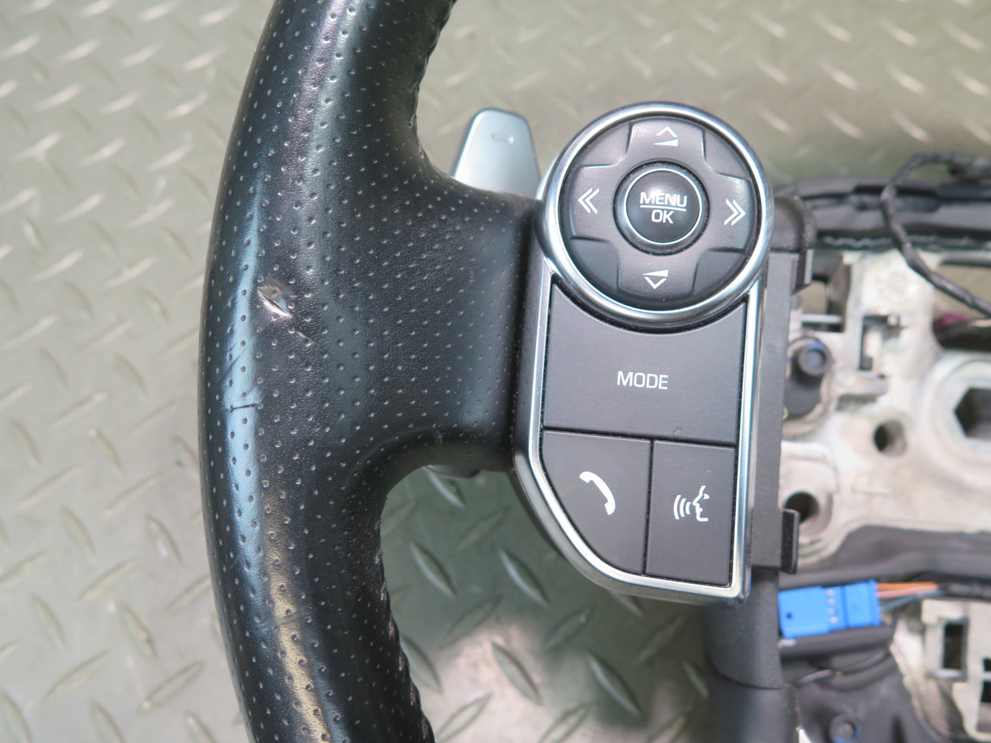 2014-2022 Range Rover Sport L494 Heated Leather Steering w Controls & Paddles