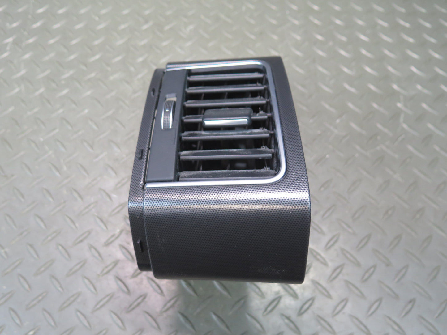 14-17 Range Rover Sport L494 Dash Front Left A/C Air Vent Grille DK62-046831-AA