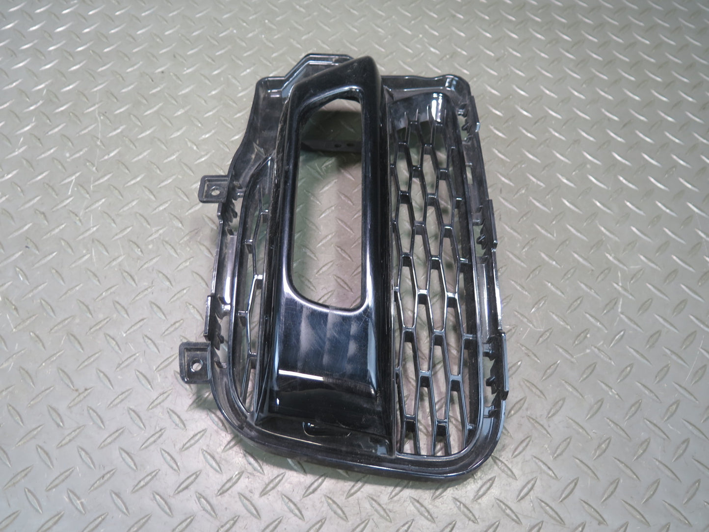 2014-2017 Range Rover Sport L494 Front Left Bumper Grille Insert DK62-17K947-AA