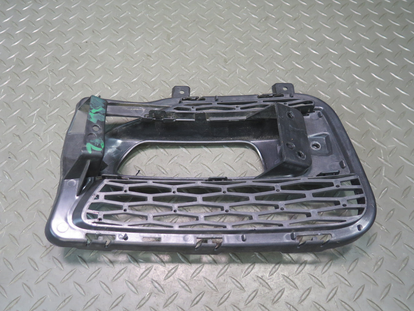 2014-2017 Range Rover Sport L494 Front Left Bumper Grille Insert DK62-17K947-AA
