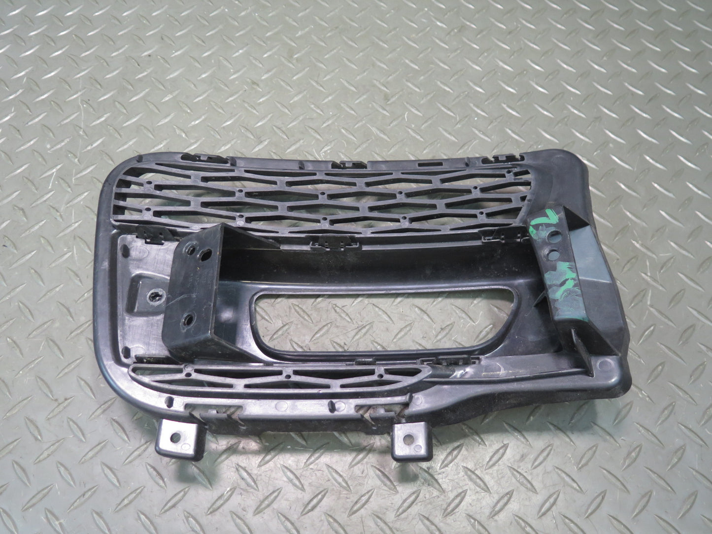 2014-2017 Range Rover Sport L494 Front Left Bumper Grille Insert DK62-17K947-AA