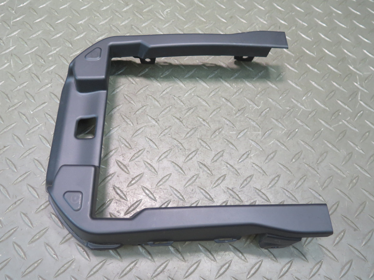 2014-2022 Range Rover Sport L494 Center Console Armrest Lid Frame Trim Bracket