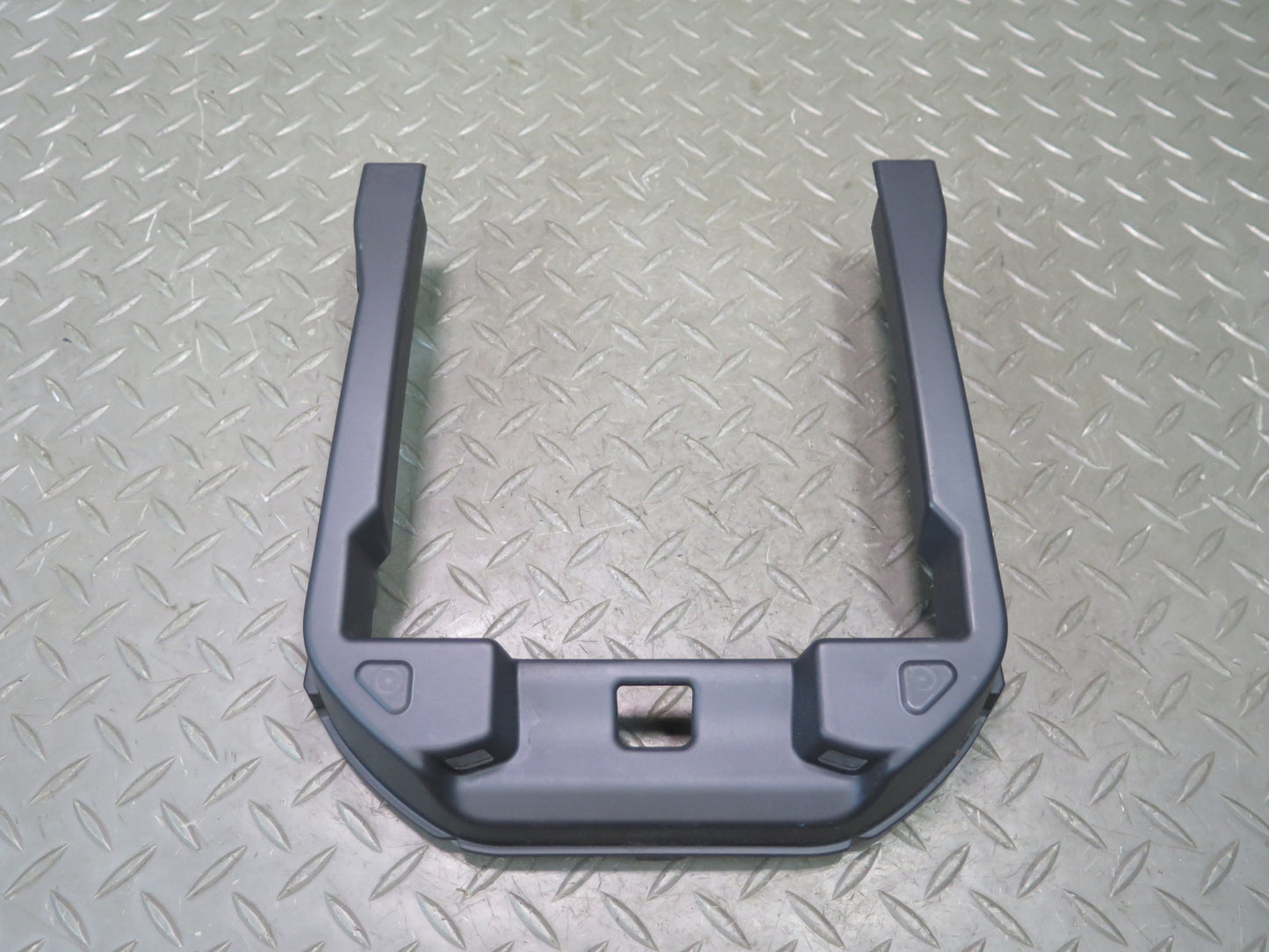 2014-2022 Range Rover Sport L494 Center Console Armrest Lid Frame Trim Bracket