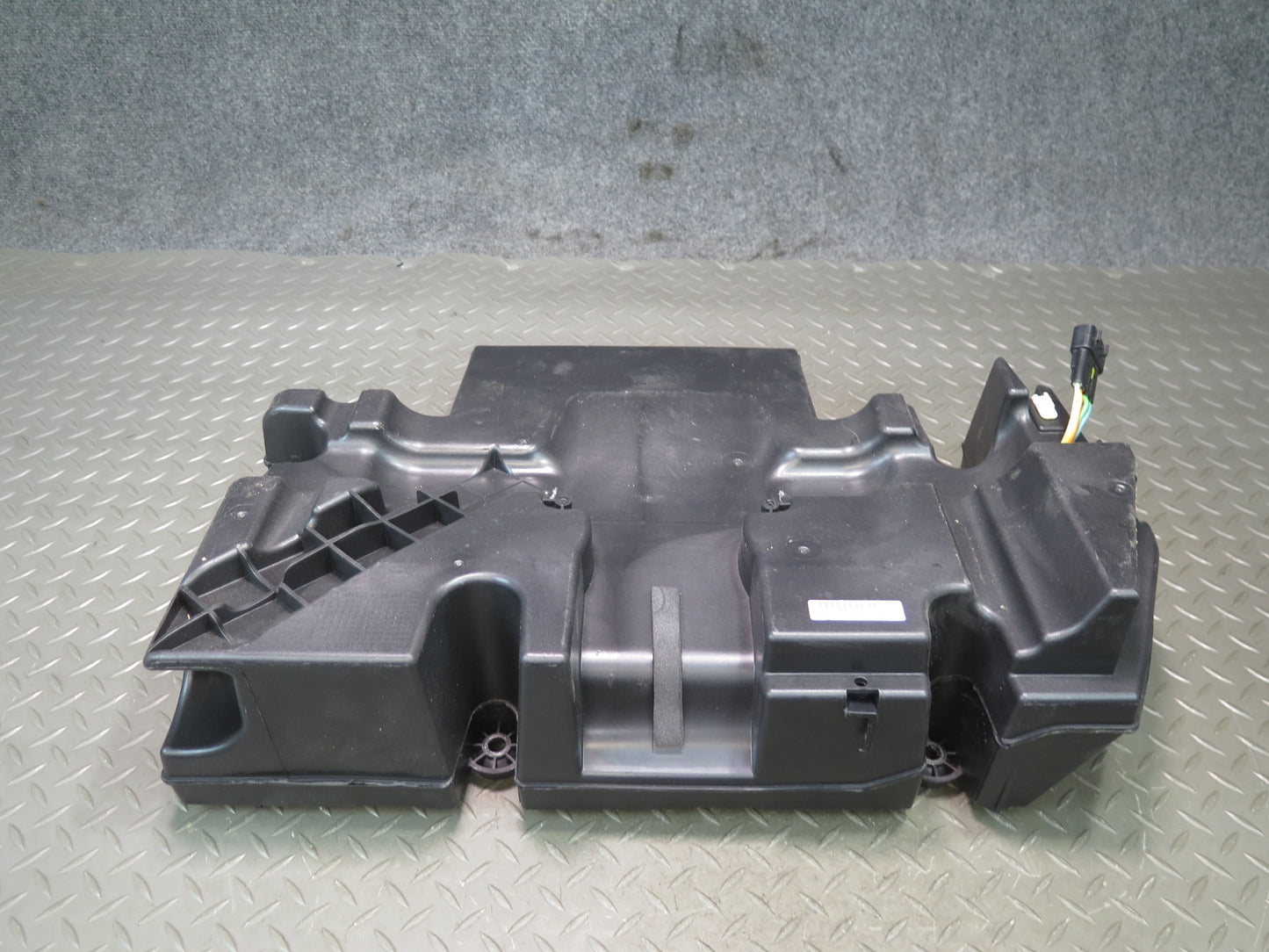 2014-2022 Range Rover Sport L494 Rear Subwoofer Speaker Box CPLA-18808-CA