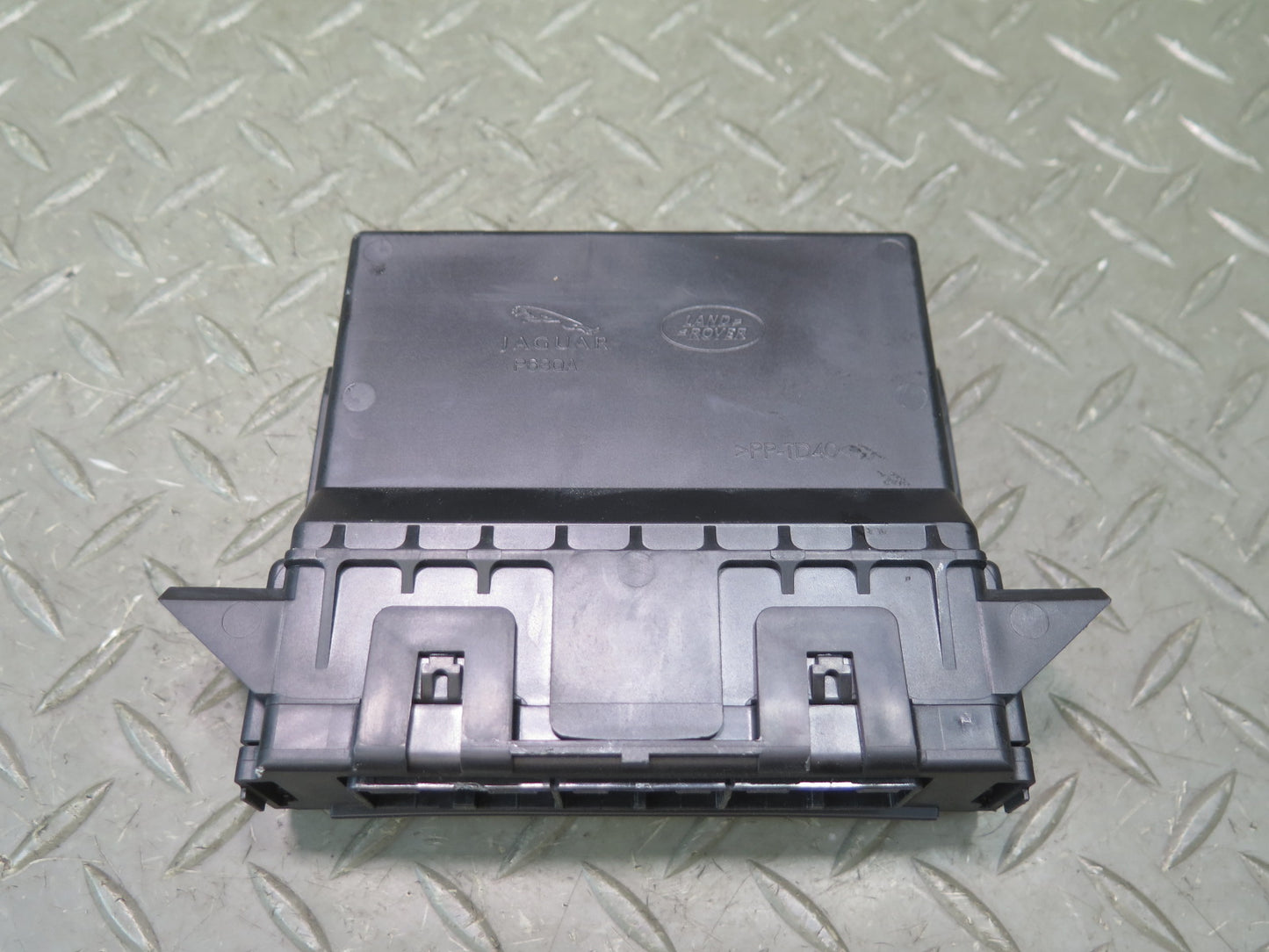 15-16 Range Rover Sport L494 A/C Heater Climate Control Module FPLA-14F498-AA