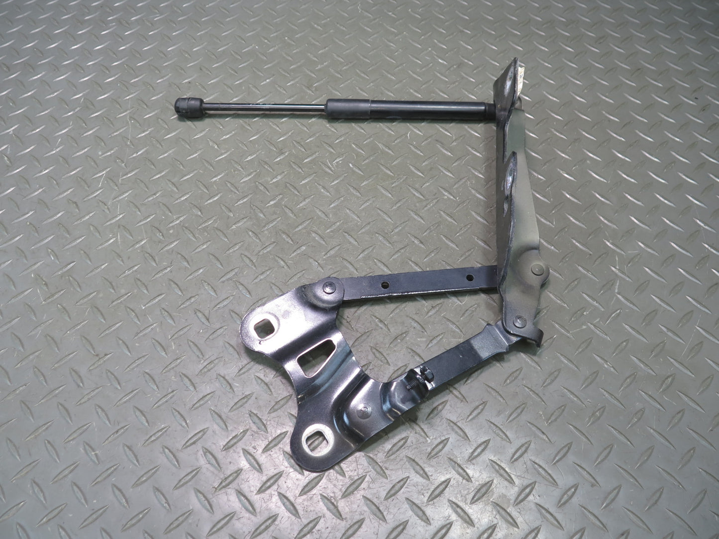 2014-2017 Range Rover Sport L494 Front Hood Hinge Shock Support Set