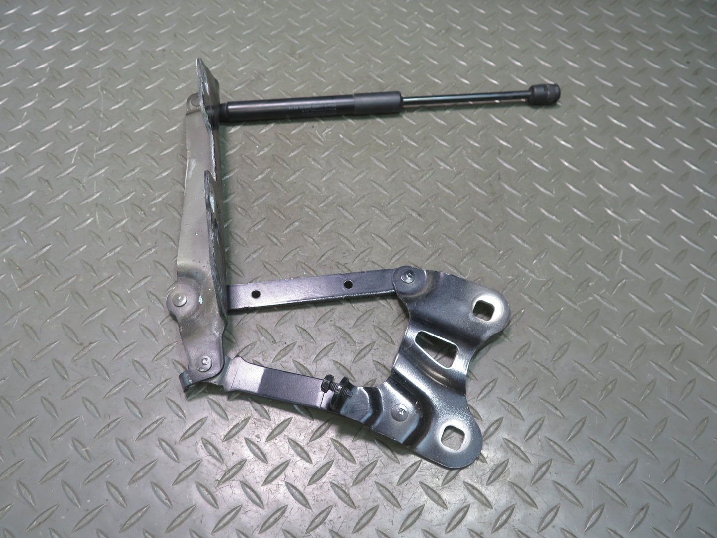2014-2017 Range Rover Sport L494 Front Hood Hinge Shock Support Set