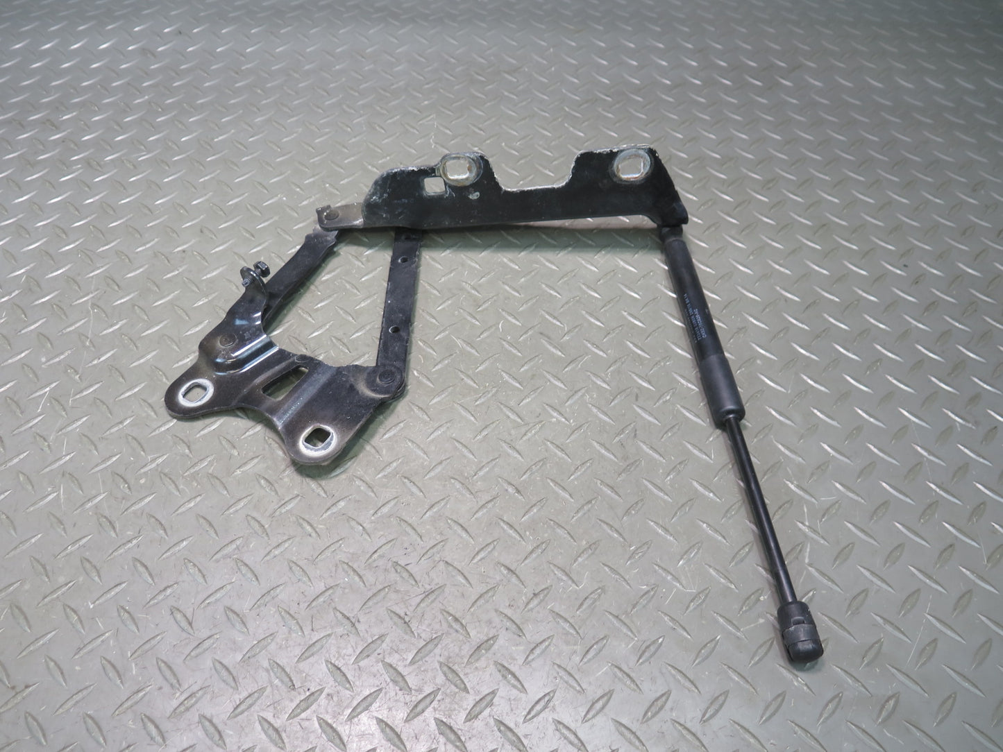 2014-2017 Range Rover Sport L494 Front Hood Hinge Shock Support Set