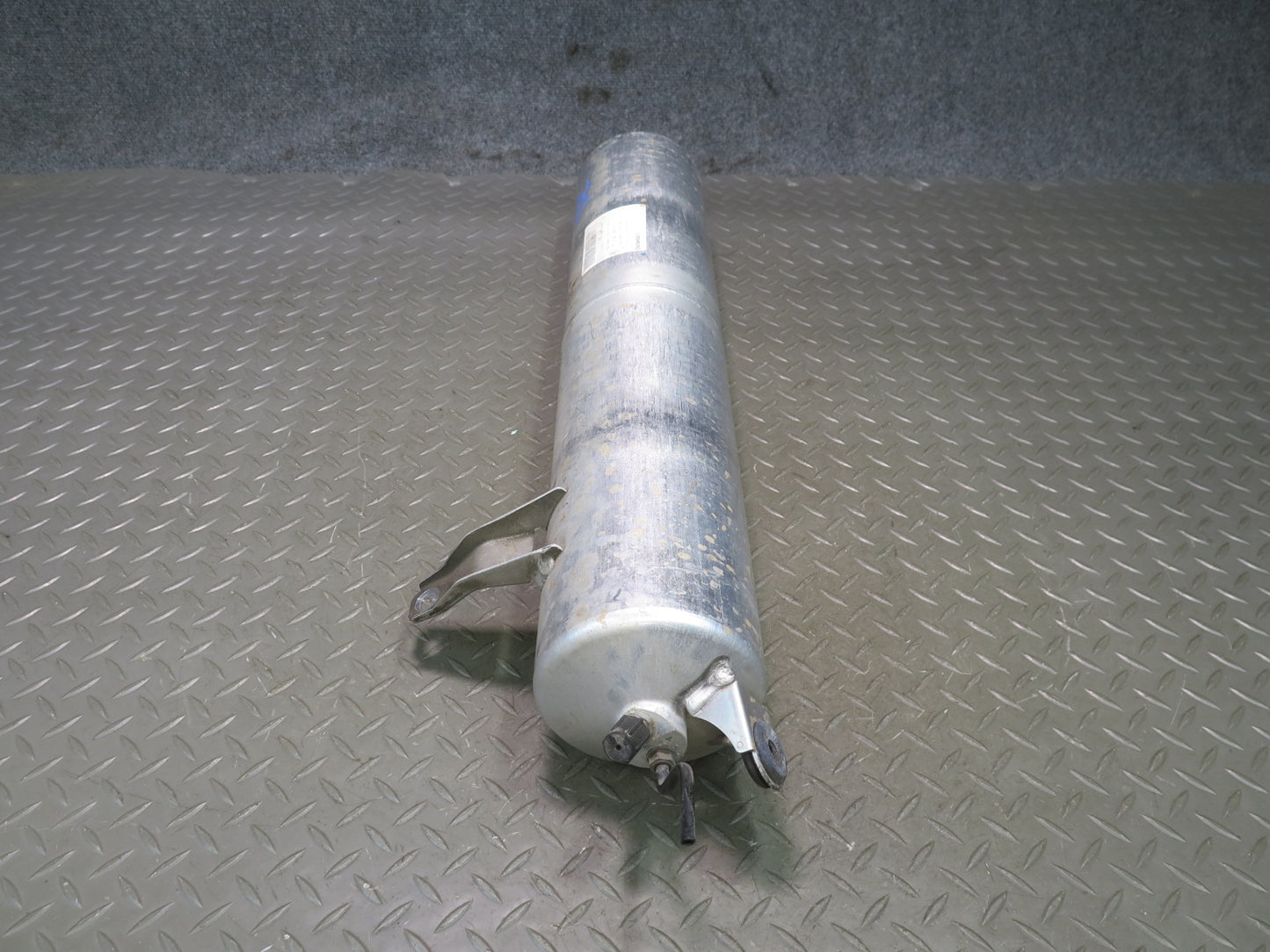2011-2018 Porsche Cayenne 958 Air Suspension Tank Reservoir 7P0616201A