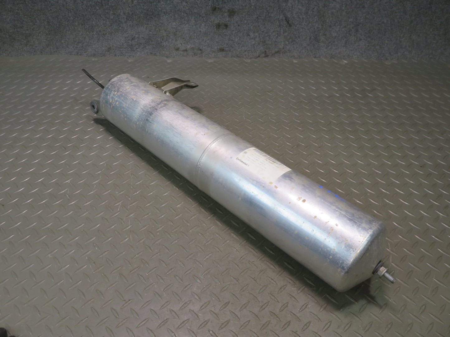 2011-2018 Porsche Cayenne 958 Air Suspension Tank Reservoir 7P0616201A