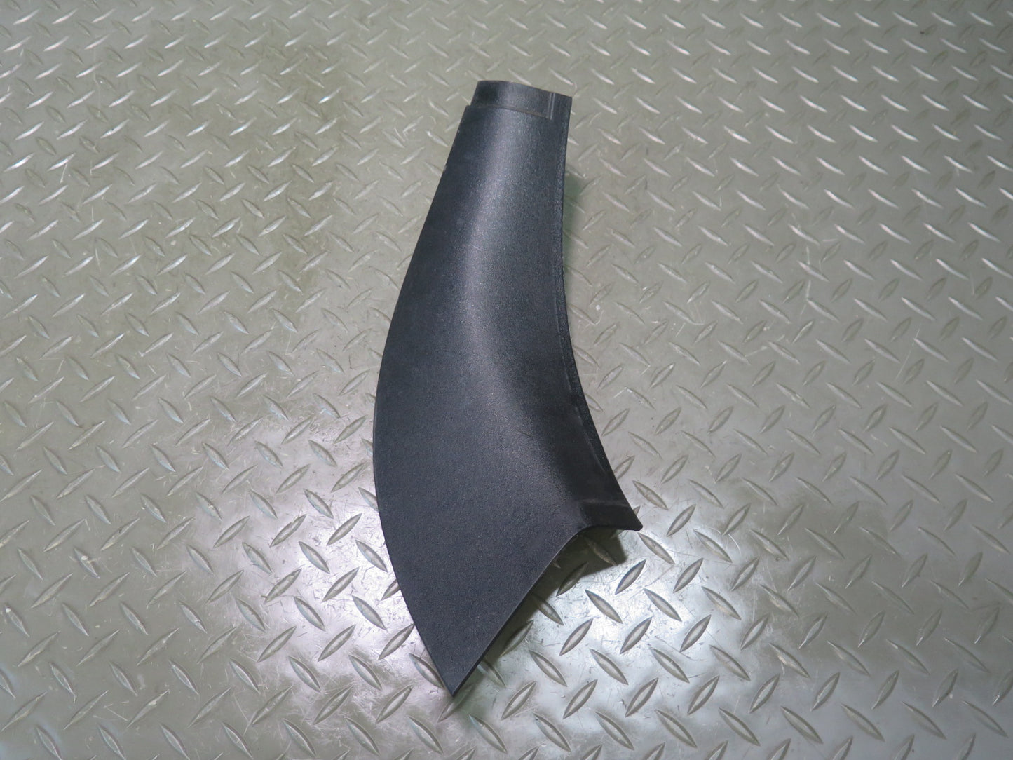03-08 BMW E85 Z4 Roadster Interior B Pillar Lower Door Sill Trim Panel Set OEM