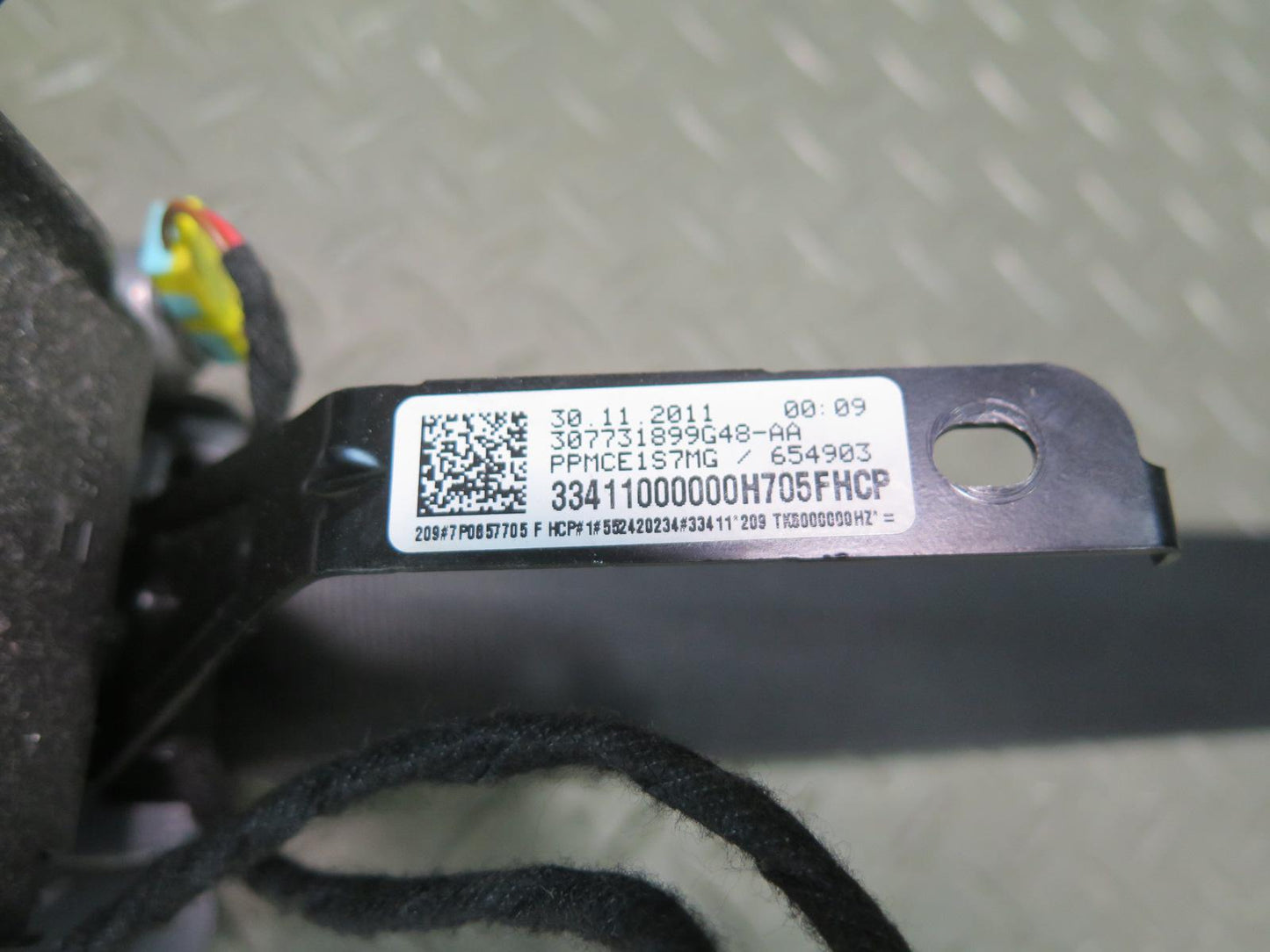 11-18 PORSCHE CAYENNE FRONT LEFT DRIVER SIDE SEATBELT RETRACTOR OEM