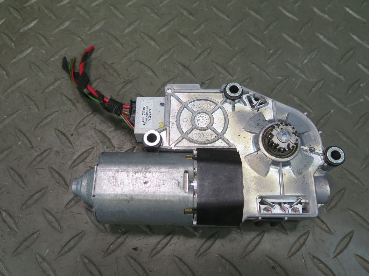 2011-2018 Porsche Cayenne 958 Rear Sunroof Motor Drive Unit 7P0959591C