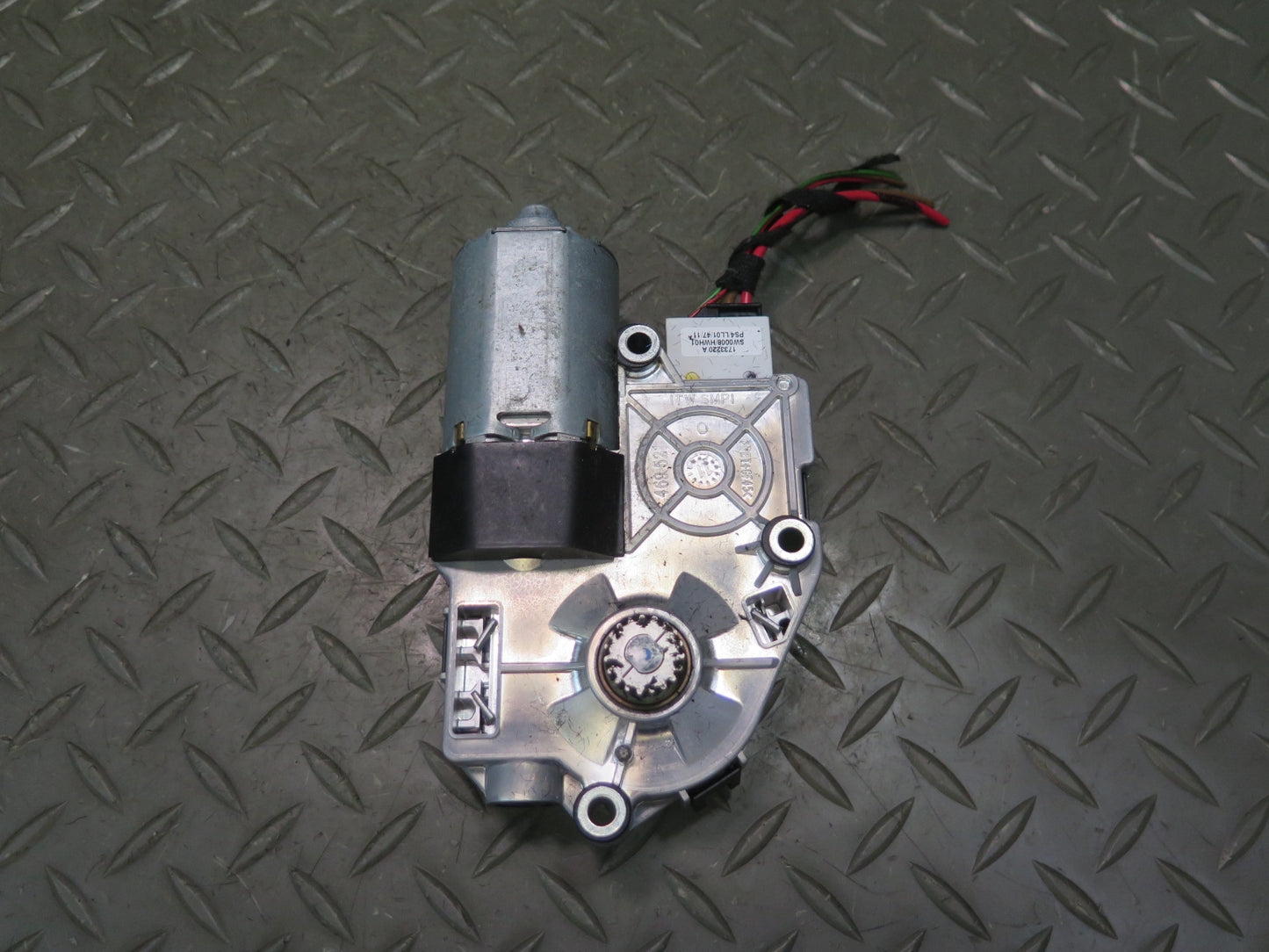 2011-2018 Porsche Cayenne 958 Rear Sunroof Motor Drive Unit 7P0959591C