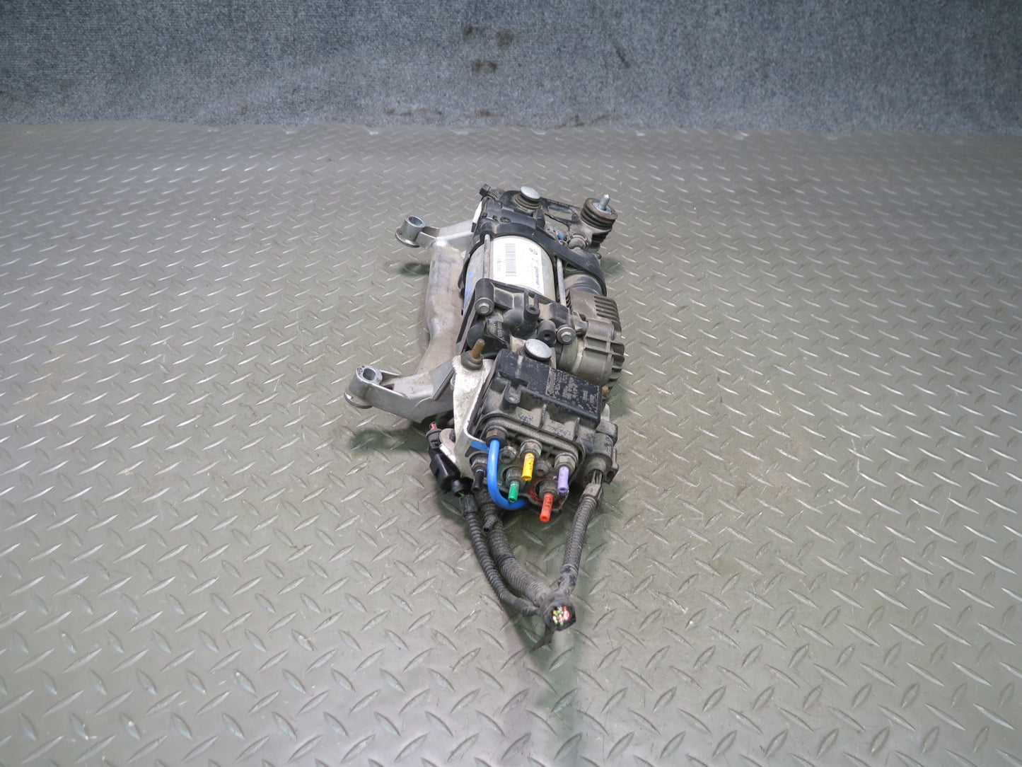 2011-2018 Porsche Cayenne 958 Air Suspension Compressor Pump 7P0698007B