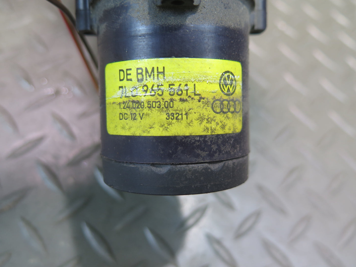 2011-2014 Porsche Cayenne 958 4.8L Engine Motor Auxiliary AUX Water Pump Valve
