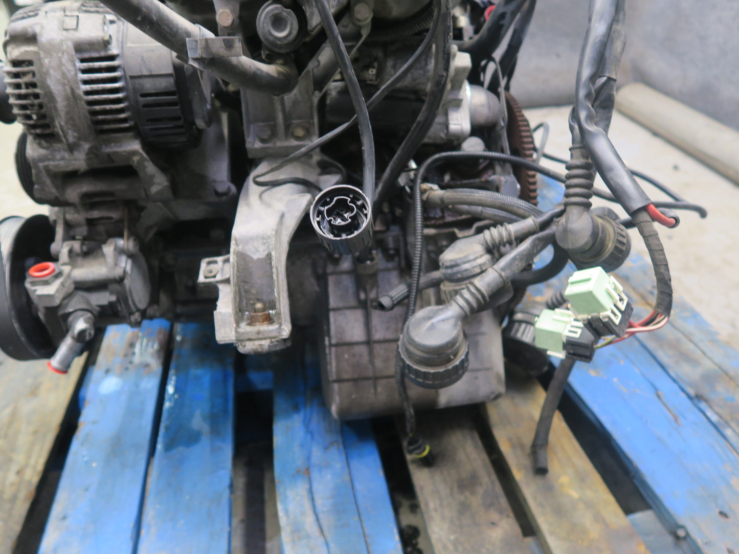 96-99 BMW E36 318ic 1.9L M44 Complete Engine Motor 155K Miles OEM