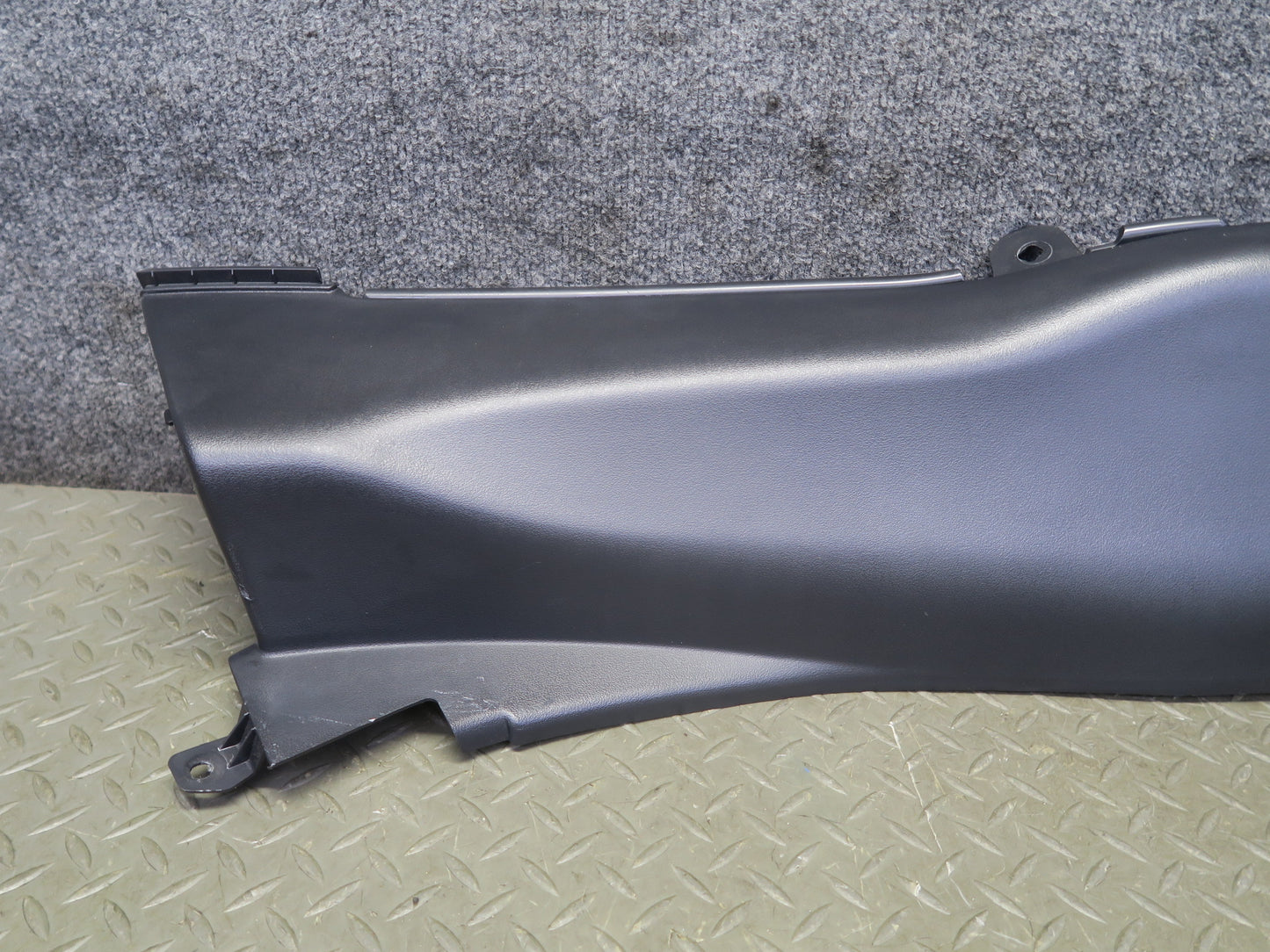 2014-2019 Range Rover Sport L494 Rear C Pillar Seat Trim Bolster Panel Set of 2