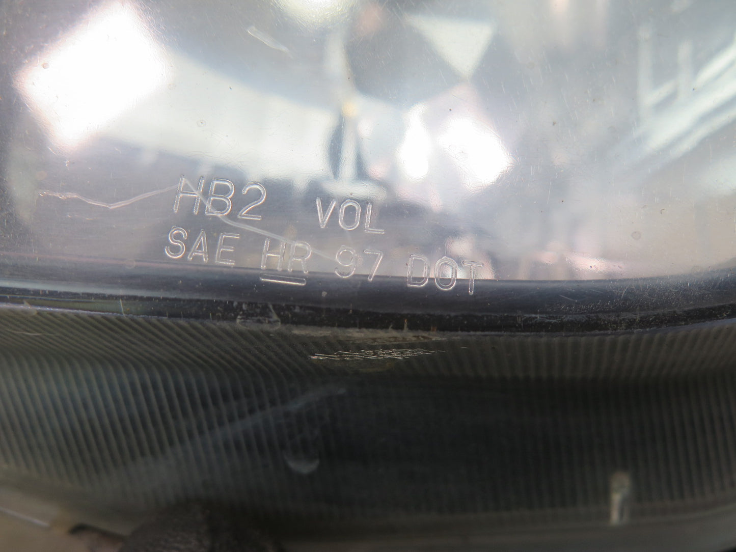 99-01 Isuzu Vehicross Front Left Driver Side Headlight Lamp OEM