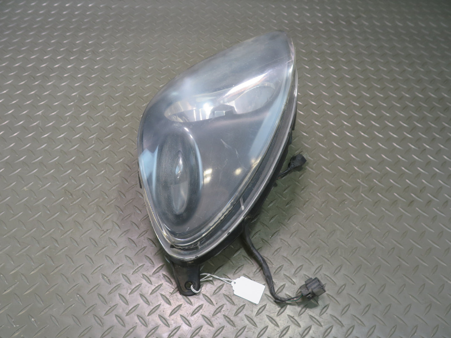 99-01 Isuzu Vehicross Front Left Driver Side Headlight Lamp OEM