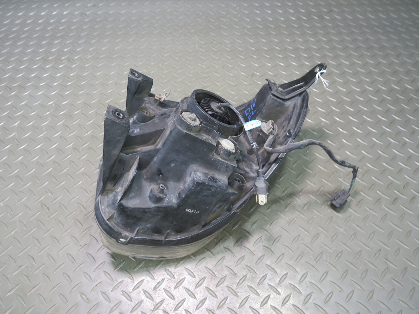 99-01 Isuzu Vehicross Front Left Driver Side Headlight Lamp OEM