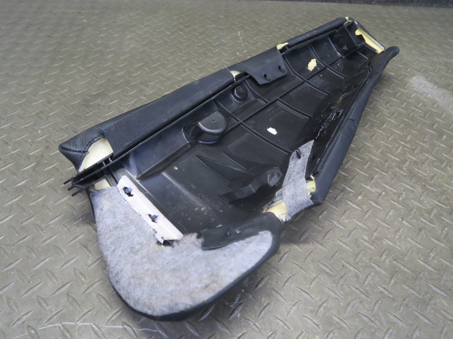 10-13 BMW E92 335xi Coupe Rear Right & Left Seat Leather Bolster Set Black OEM